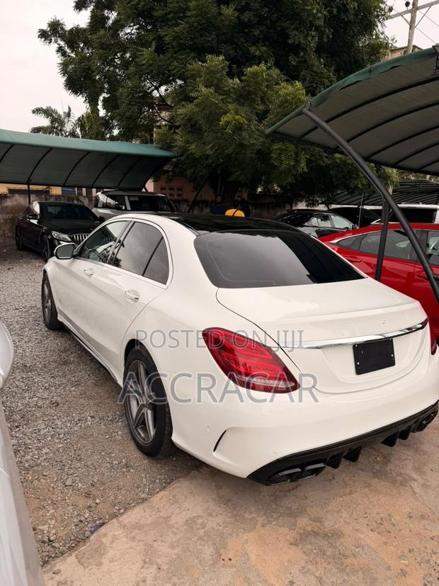 Mercedes-Benz C300 2016 White