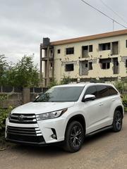 Toyota Highlander LE 4x2 (2.7L 4cyl 6A) 2018 White for sale