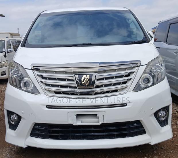 Toyota Alphard 2015 White
