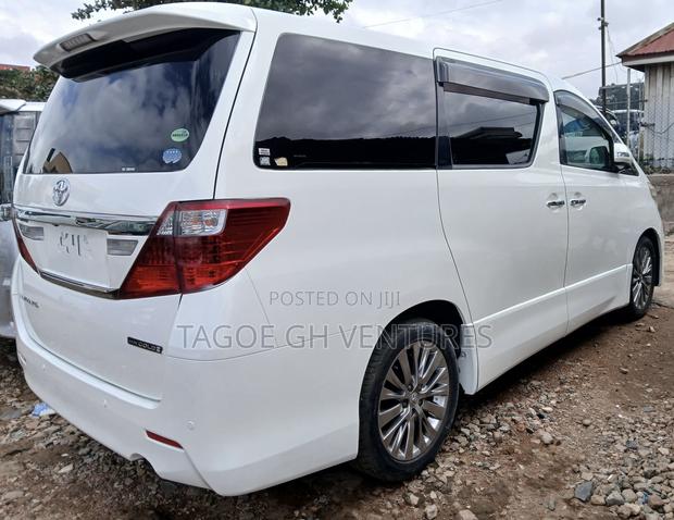 Toyota Alphard 2015 White