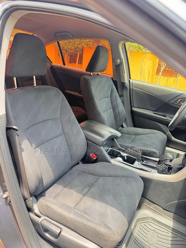 Honda Accord Sport 4dr Sedan FWD (2.4L 4cyl 2A) 2017 Gray