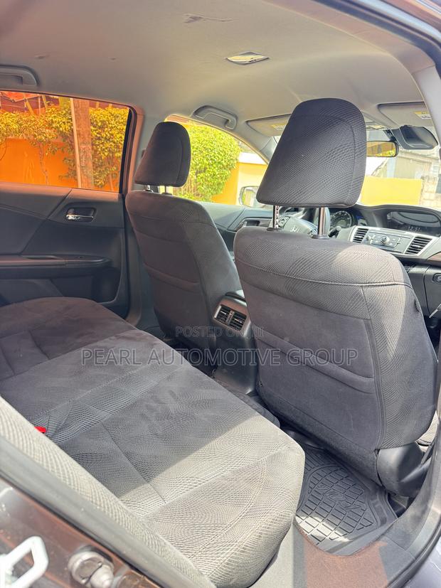 Honda Accord Sport 4dr Sedan FWD (2.4L 4cyl 2A) 2017 Gray