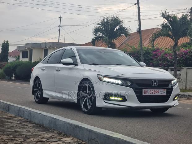 Honda Accord Sport 2018 White
