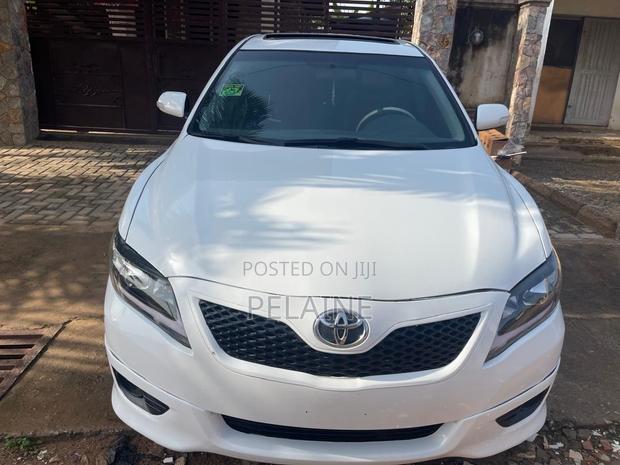 Toyota Camry 2012 White