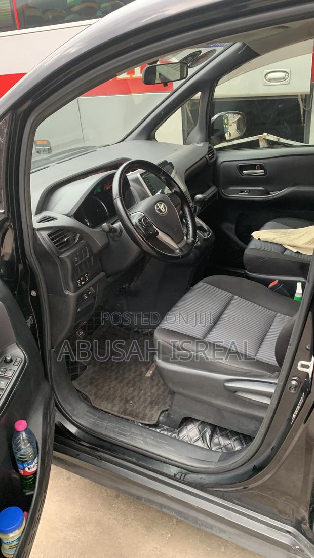 Toyota Voxy X 2WD 8-Seater 2015 Black