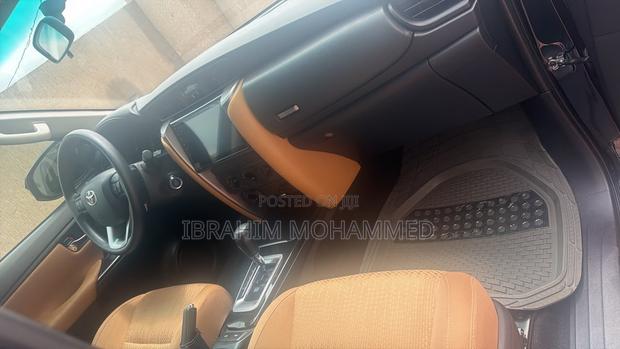 Toyota Fortuner 2024 Black