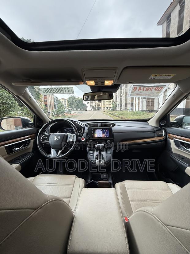 Honda CR-V 2019 Gold