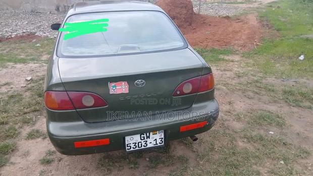 Toyota Corolla 1.6 Sedan 2002 Green