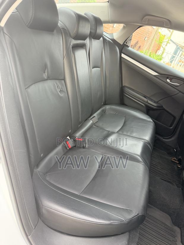 Honda Civic Touring Sedan 2020 White