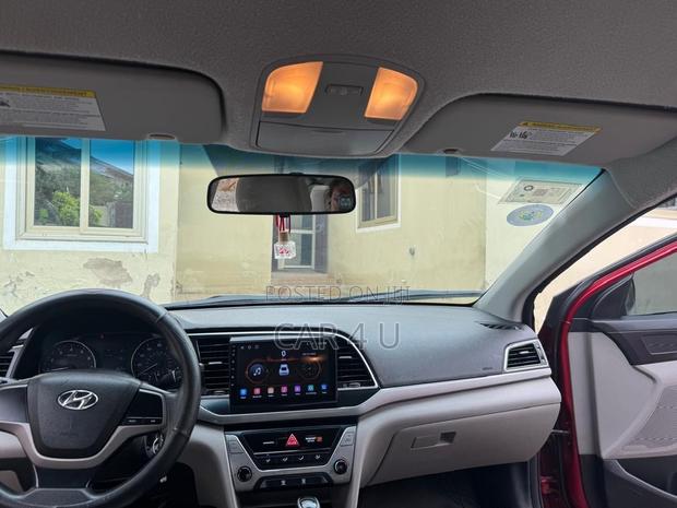 Hyundai Elantra 2017 Red