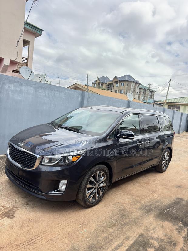 Kia Sedona SX 2016 Gray