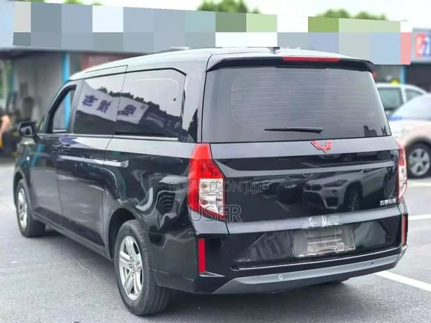 Toyota Voxy Hybrid V 2WD 7-Seater 2020 Black