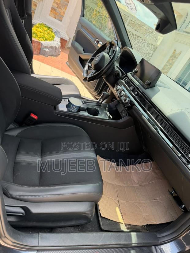 Honda Civic Sport CVT 2024 Gray