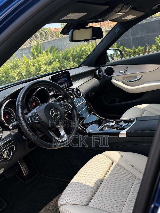Mercedes-Benz C300 Base C300 RWD Sedan 2018 Blue