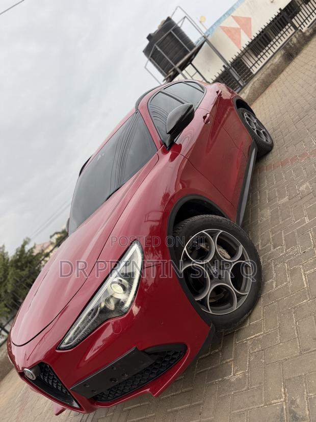 Car 2021 Red