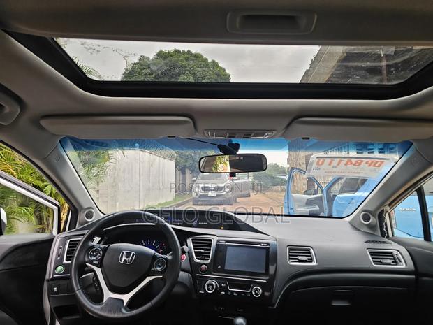Honda Civic 2015 White