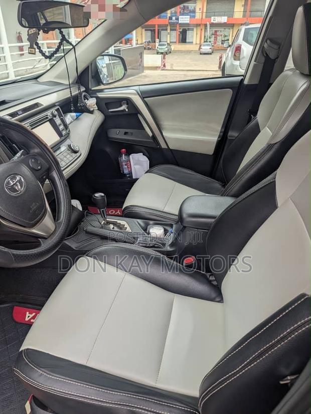 Toyota RAV4 2015 Gray