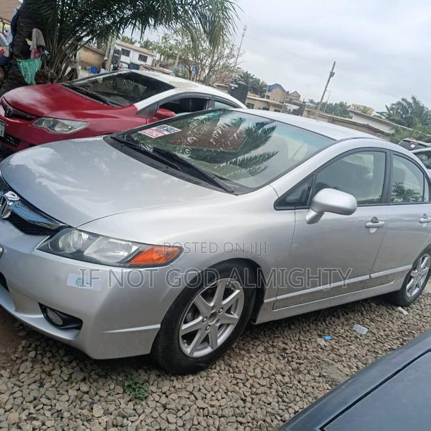 Honda Civic 2011 Silver