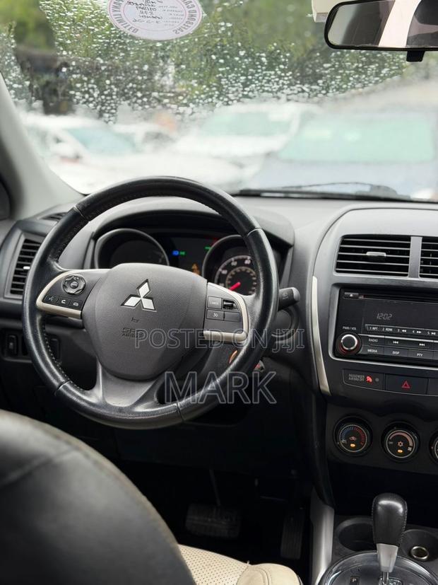 Mitsubishi Outlander 2015