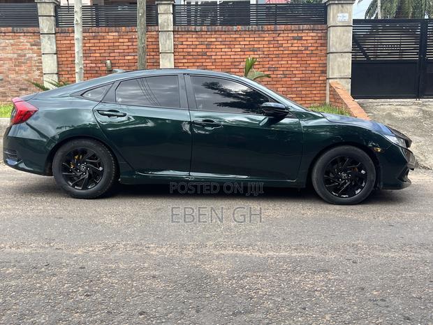 Honda Civic EX 4dr Sedan (2.0L 4cyl) 2017 Green