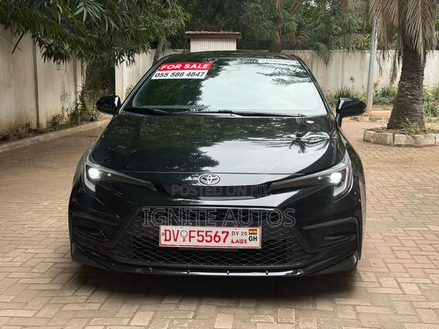 Toyota Corolla SE 2024 Black