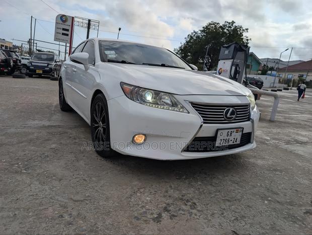 Lexus ES 350 FWD 2014 Silver