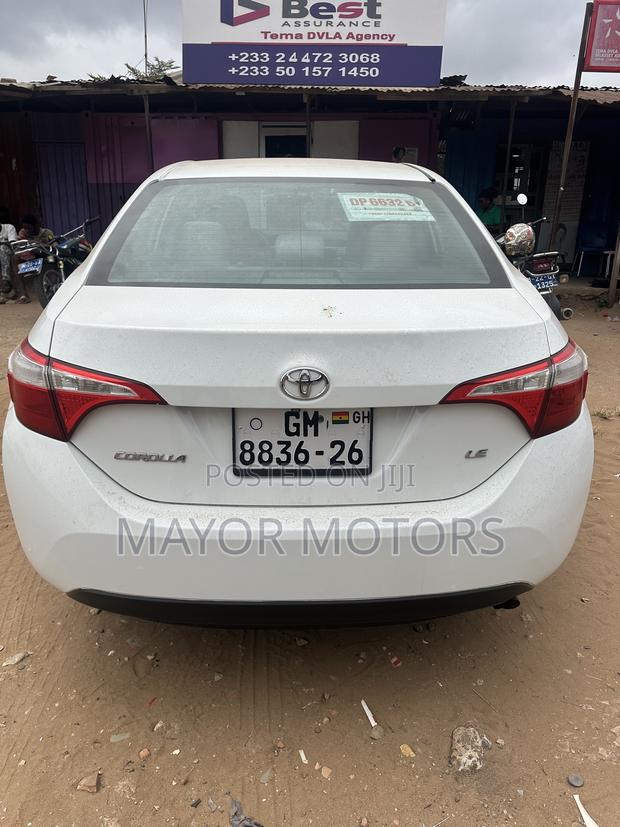 Toyota Corolla LE Eco 4dr Sedan (1.8L 4cyl CVT) 2014 White