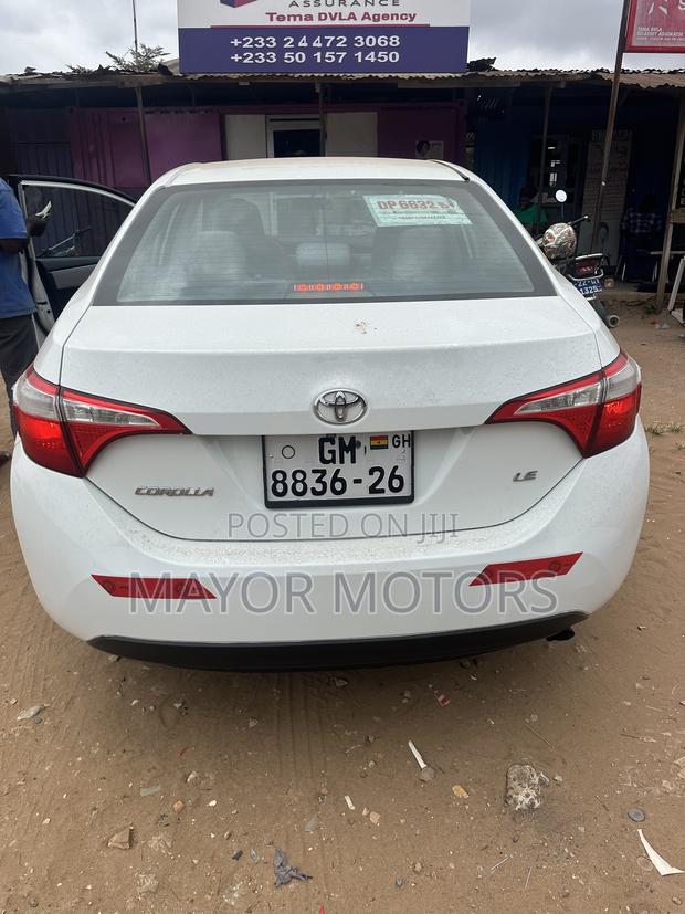 Toyota Corolla LE Eco 4dr Sedan (1.8L 4cyl CVT) 2014 White