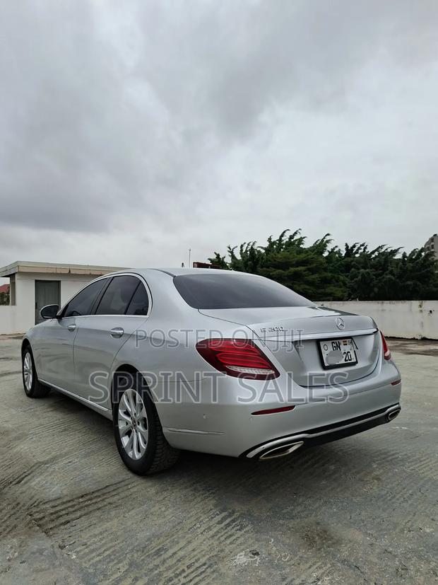 Mercedes-Benz E200 2020 Silver