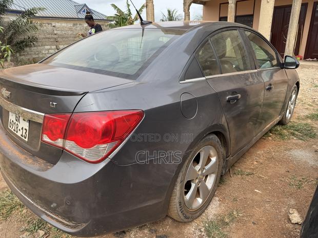 Chevrolet Cruze 2011 Gray