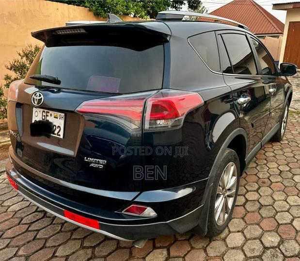 Toyota RAV4 2017 Green