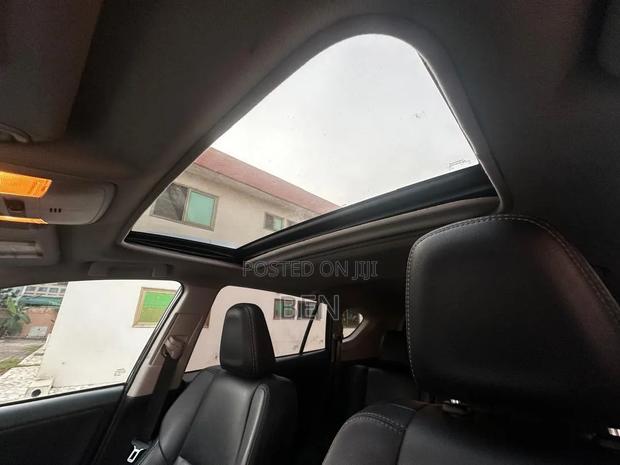 Toyota RAV4 2017 Green