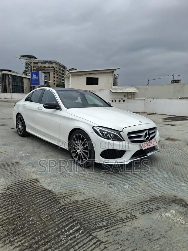Mercedes-Benz C300 Sport 4Matic Sedan AWD (2.0L 4cyl 7A) 2017 White
