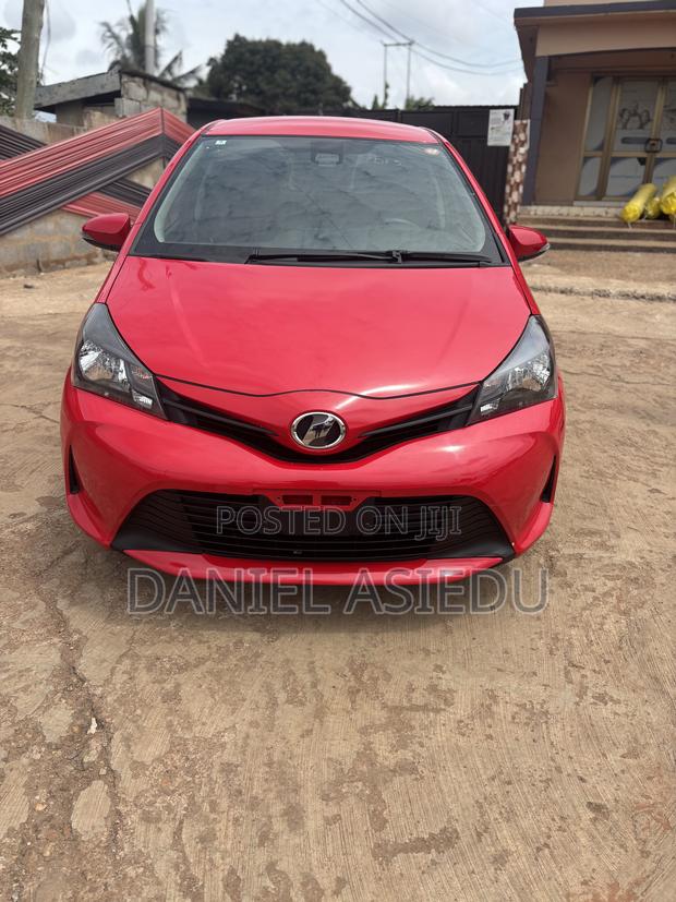 Toyota Vitz 1.3 AWD 3dr 2016 Red