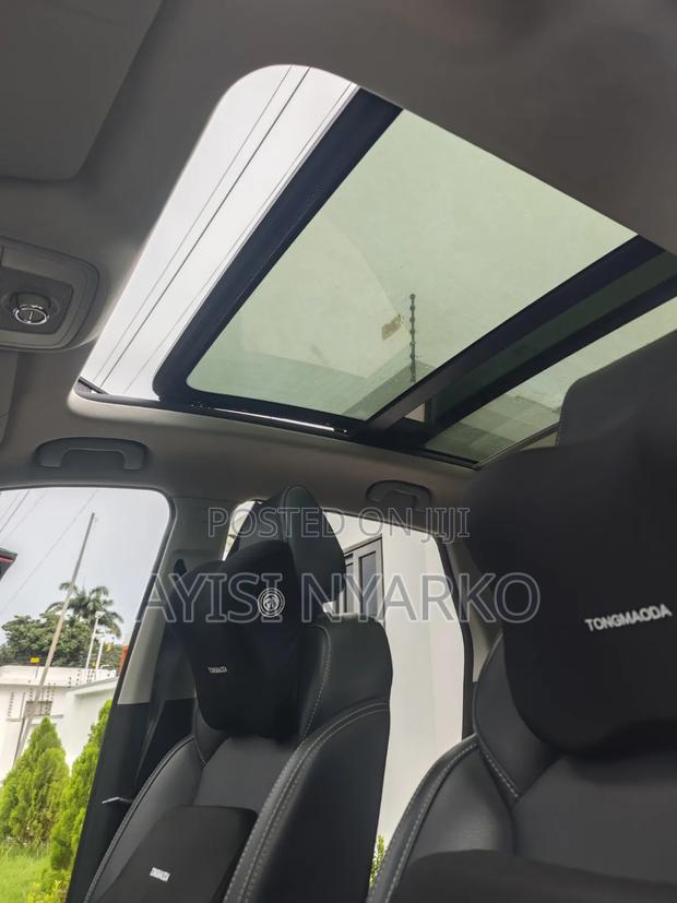 MG ZS 2019 Red