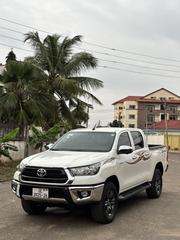 Toyota Hilux 2025 White for sale