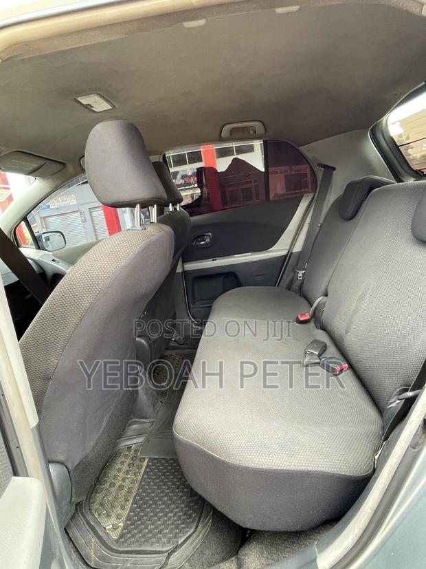 Toyota Vitz 2010 Gray