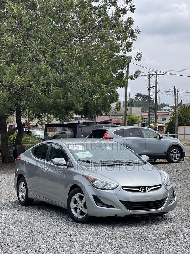 Hyundai Elantra SE 4dr Sedan (1.8L 4cyl 6M) 2014 Silver