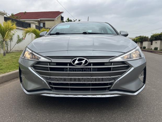 Hyundai Elantra SE 2020 Silver