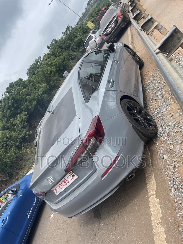 Honda Civic Sport CVT 2025 Gray