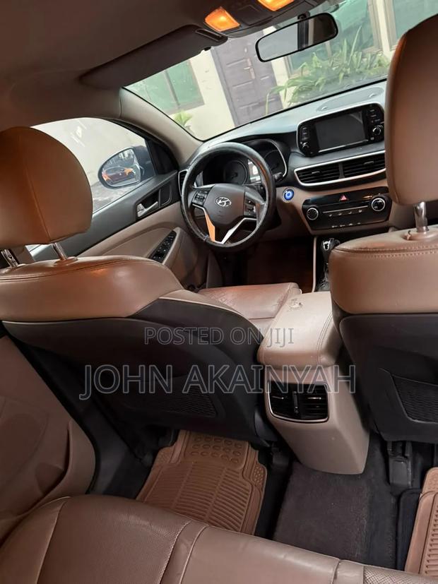 Hyundai Tucson 2019 Brown