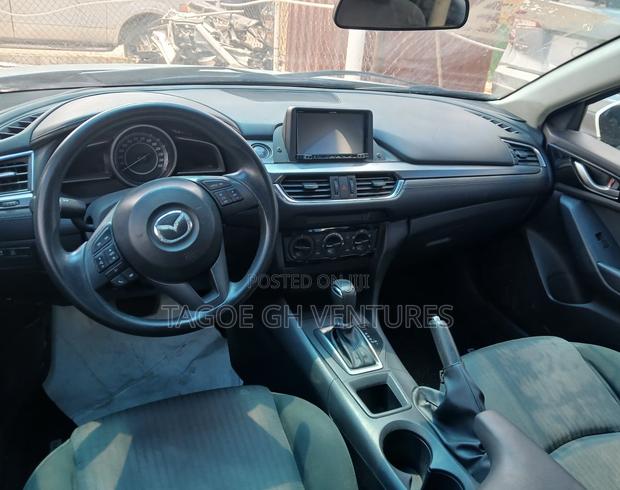 Mazda Axela 2018 White