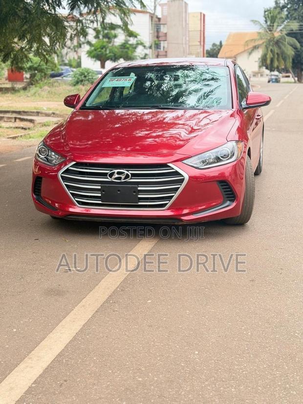 Hyundai Elantra 2017 Red