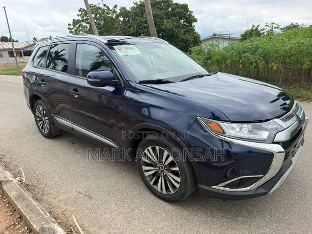 Mitsubishi Outlander SE S-AWC 2020 Blue