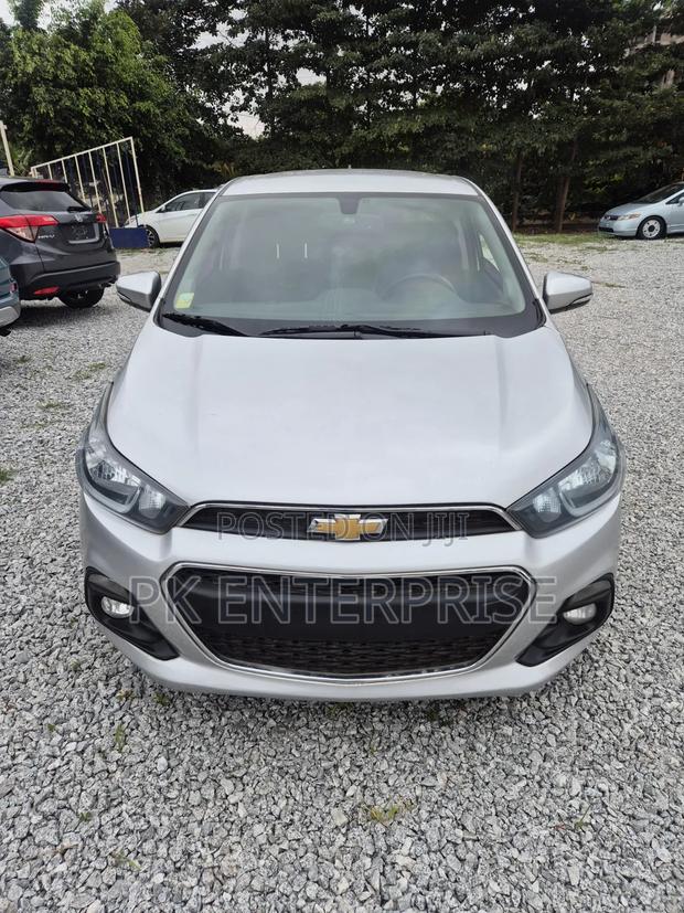 Chevrolet Spark 2017 Silver