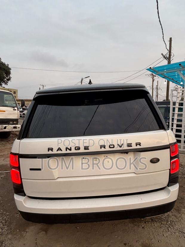 Land Rover Range Rover Vogue 2019 White