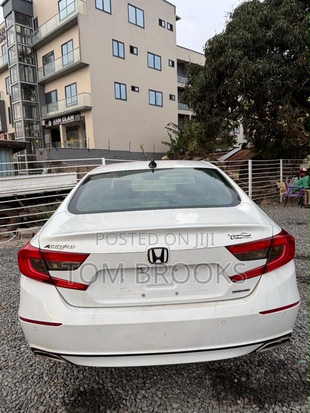 Honda Accord 2019 White