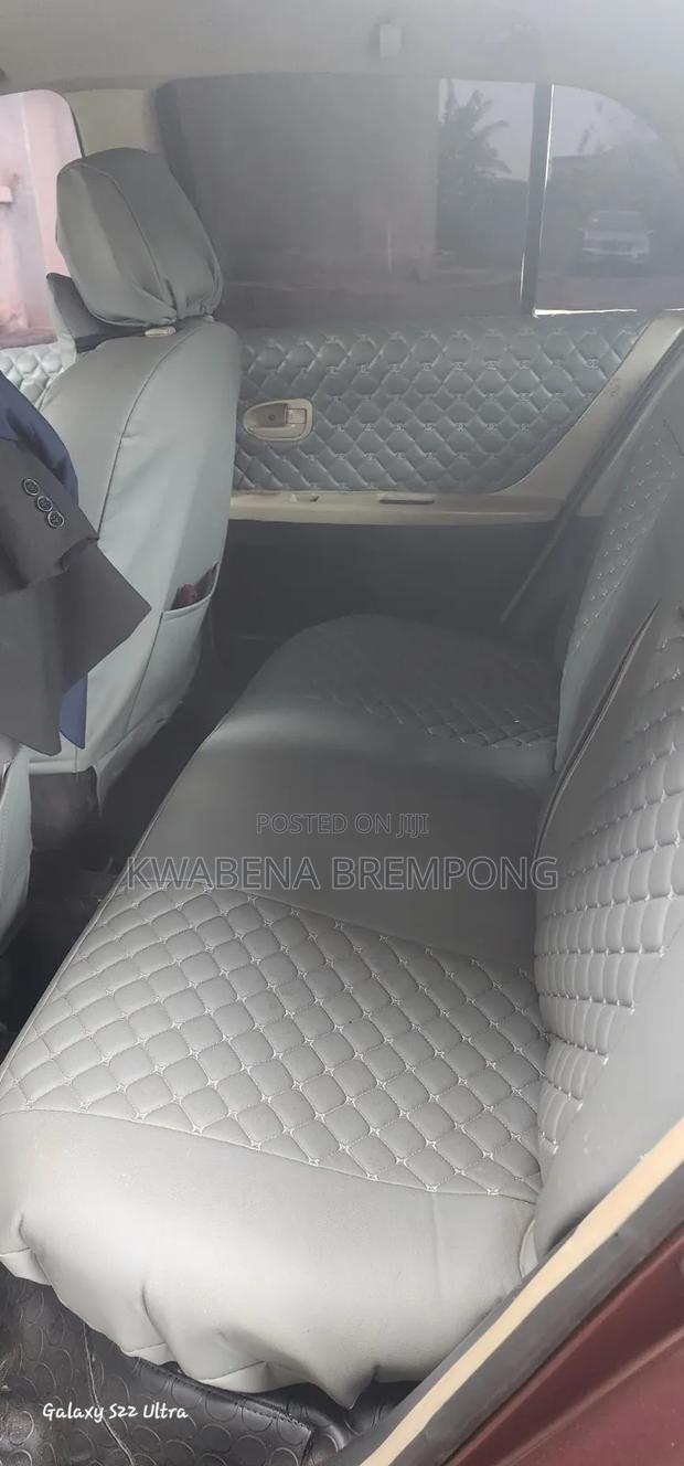 Toyota Vitz 1.3 FWD 3dr 2010 Burgundy