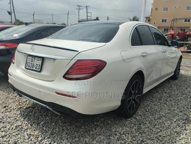 Mercedes-Benz E300 2017 White