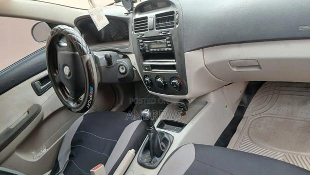 Kia Spectra LX 2009